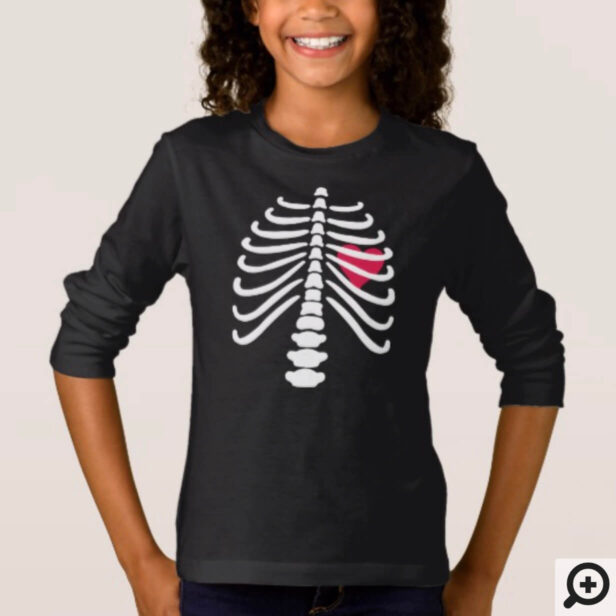 Fun White Skeleton Rib Bones & Heart Halloween T-Shirt