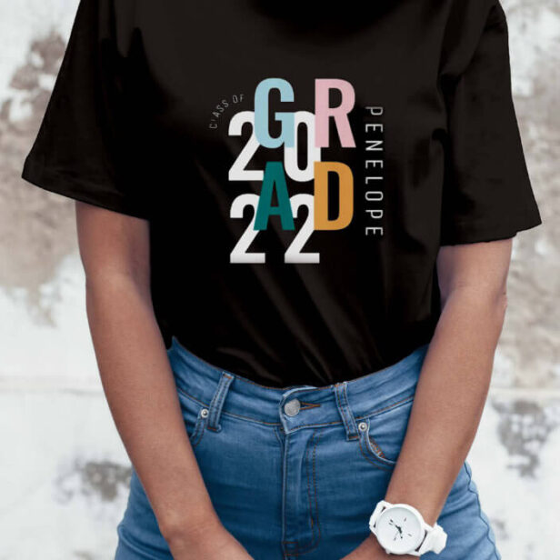 Modern Minimal Grad Typography Class of 2022 Grad T-Shirt