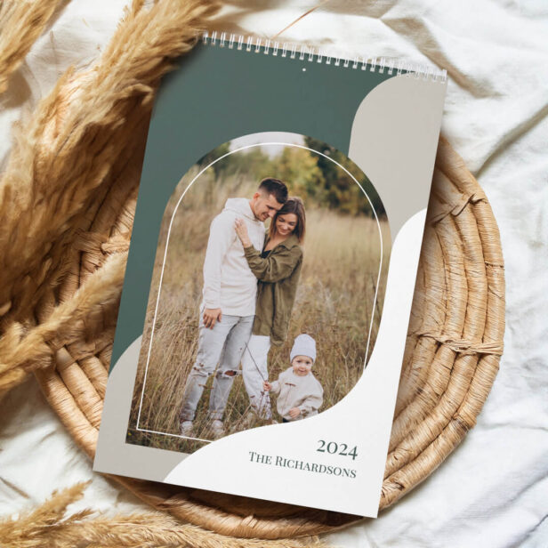 2024 Minimal Arch family Photos Stylish Template Calendar