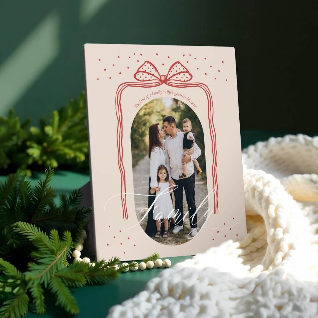 Family Script Classy Red Chic Christmas Bow Arch Photo Plaque