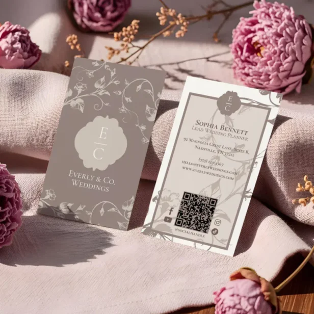 Elegant Luxury Vintage Floral Monogram Crest Pink Taupe Business Card