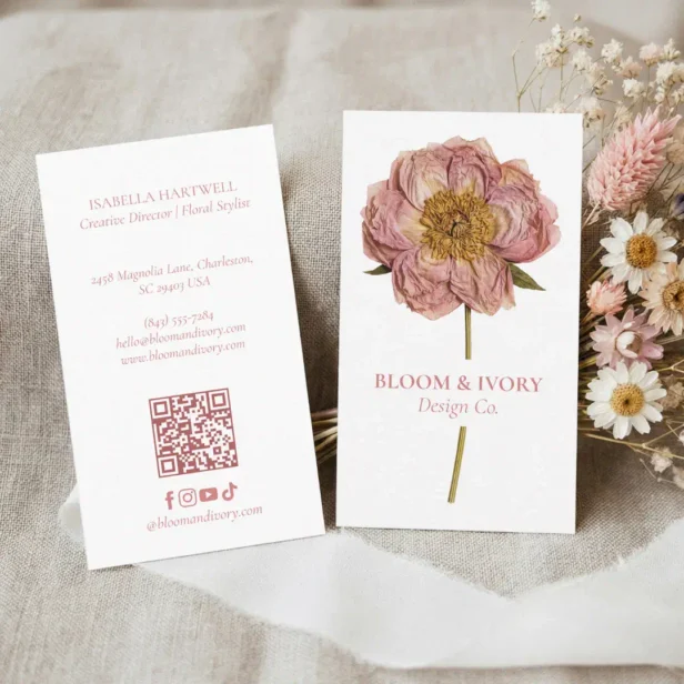 Elegant Modern Luxury Wildflower Botanical Floral Business Card