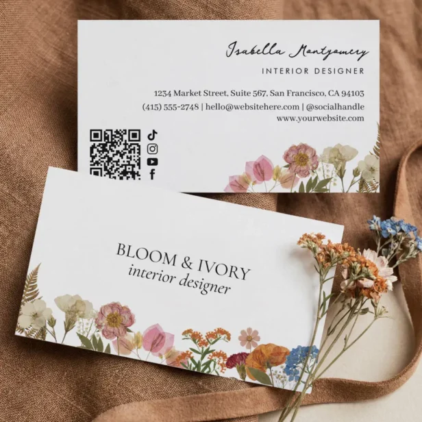 Elegant Modern Luxury Wildflower Botanical Floral Business Card