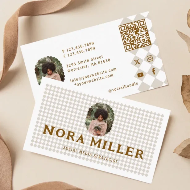 Checkered Pattern Social Media Influencer Photo Business Card